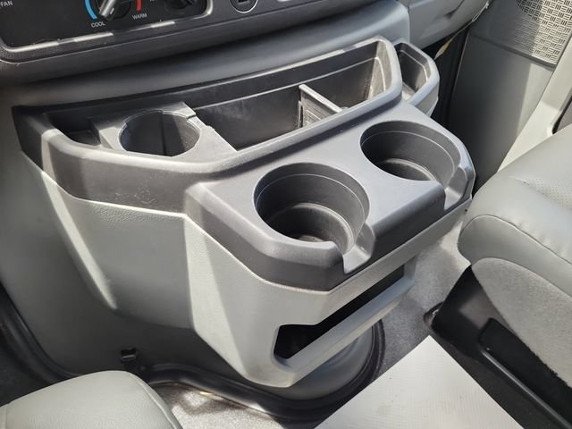 Used 2021 Ford E-450 and Econoline 450 Super Duty RWD image 19