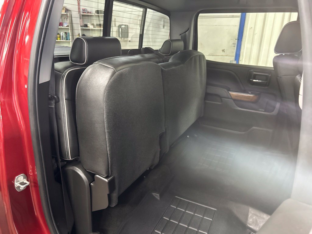 Used 2018 Chevrolet Silverado 1500 High Country AWD/4WD image 43