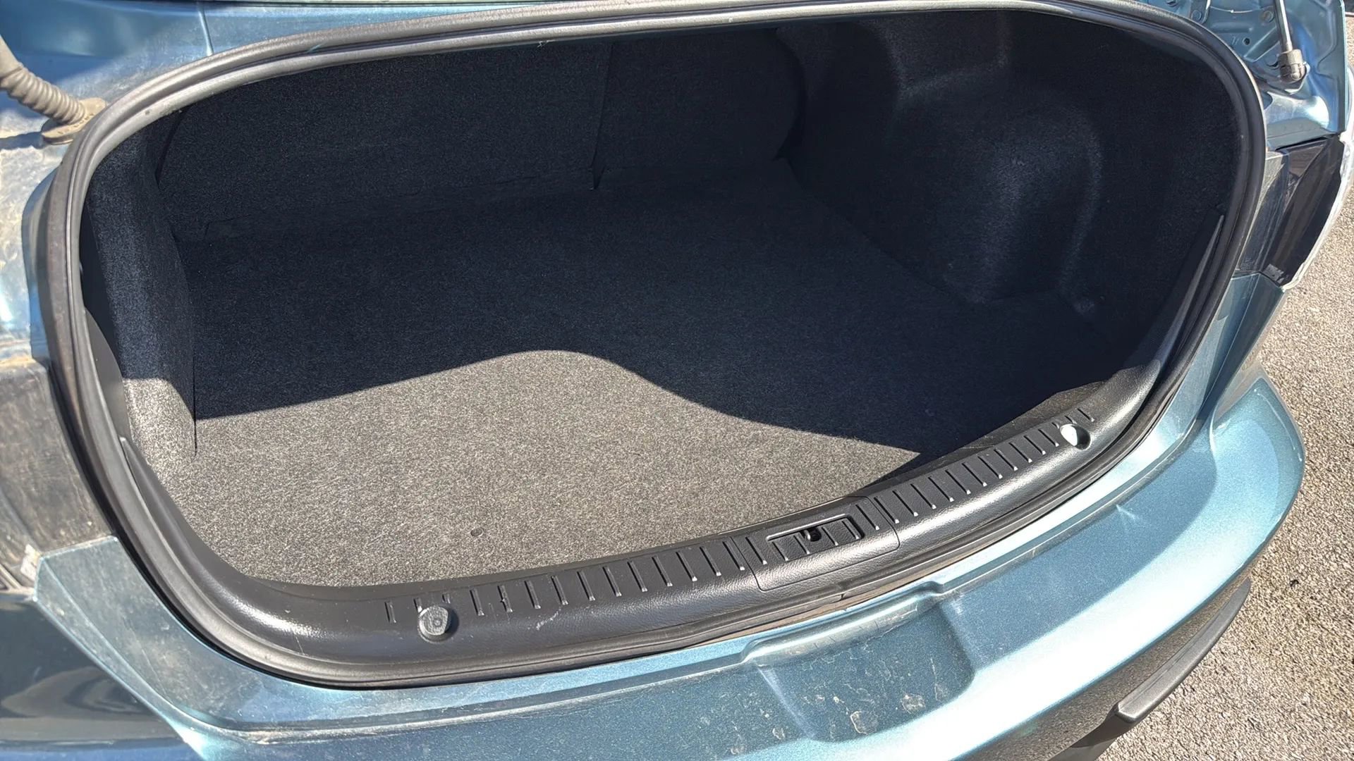 Used 2010 MAZDA MAZDA3 i Sport FWD image 21