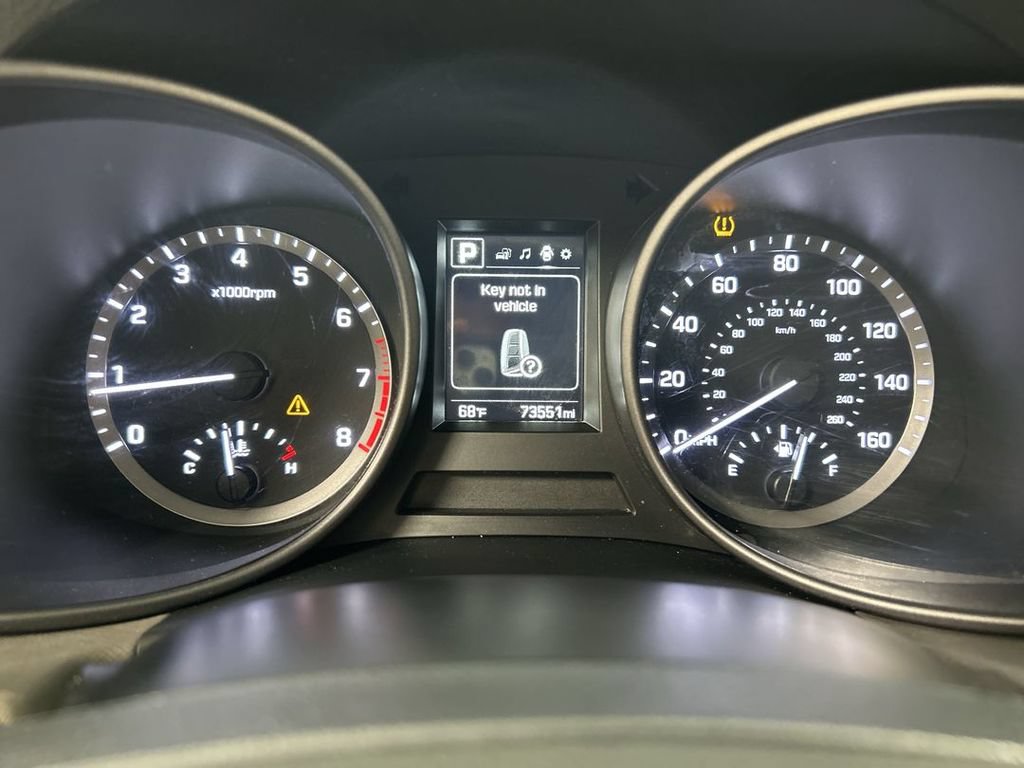 Used 2017 Hyundai Santa Fe Sport w/ 2.4L Value Package 06 AWD/4WD image 13