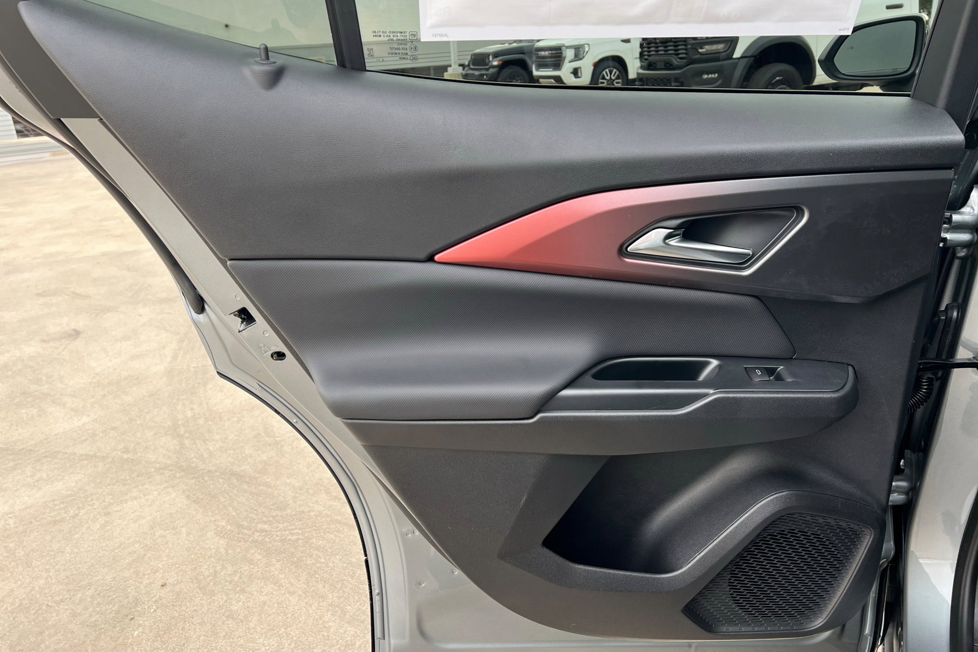 New 2026 Chevrolet Equinox EV RS image 19