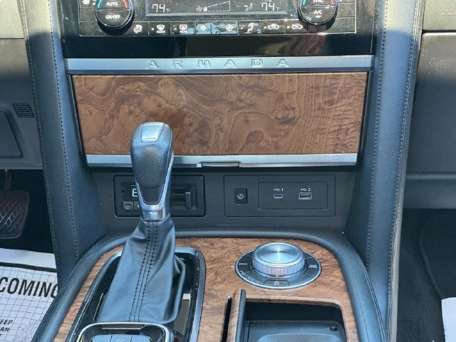 Used 2022 Nissan Armada SL w/ Captain's Chairs Package AWD/4WD image 19