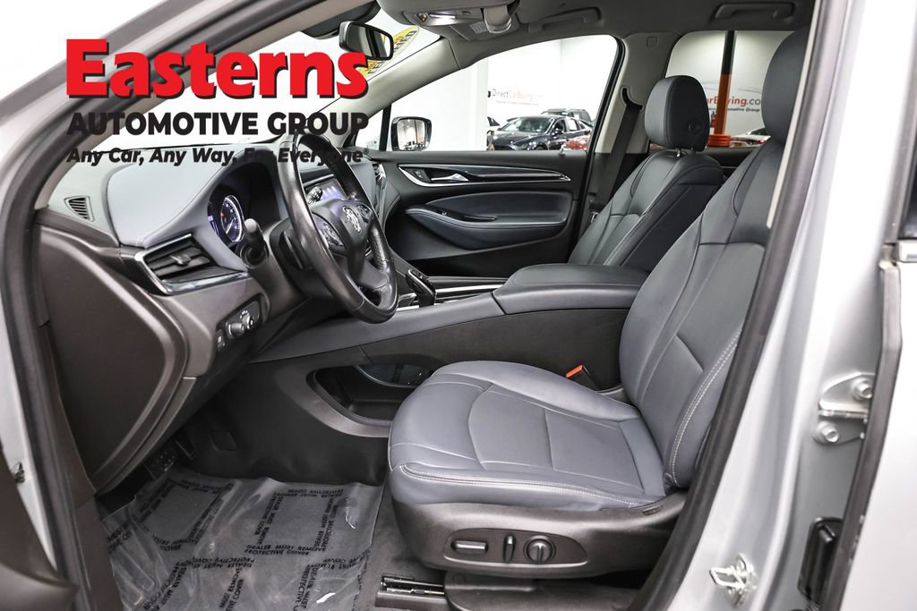 Used 2021 Buick Enclave Essence w/ Sport Touring Edition FWD image 14
