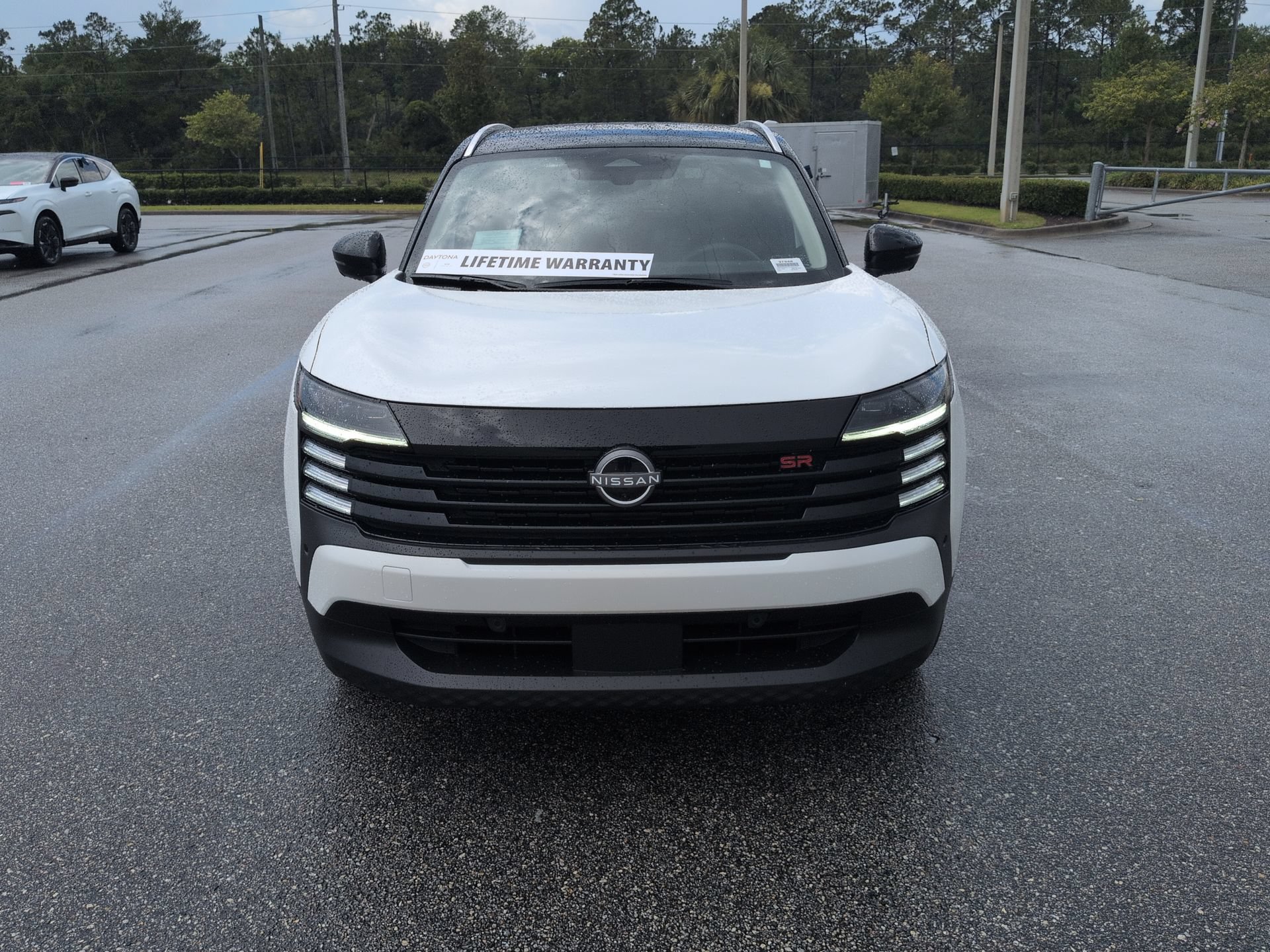 New 2026 Nissan Kicks SR FWD image 10