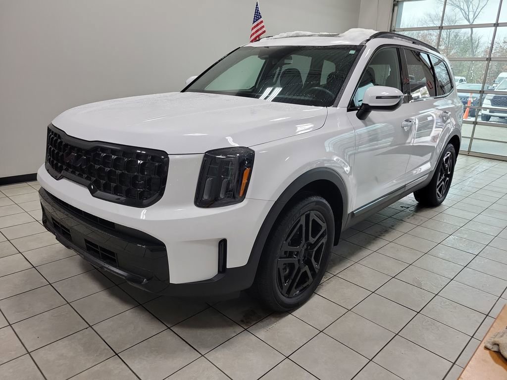 Used 2025 Kia Telluride EX X-Line image 2