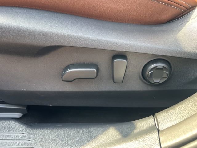 Used 2023 Subaru Outback Touring image 7