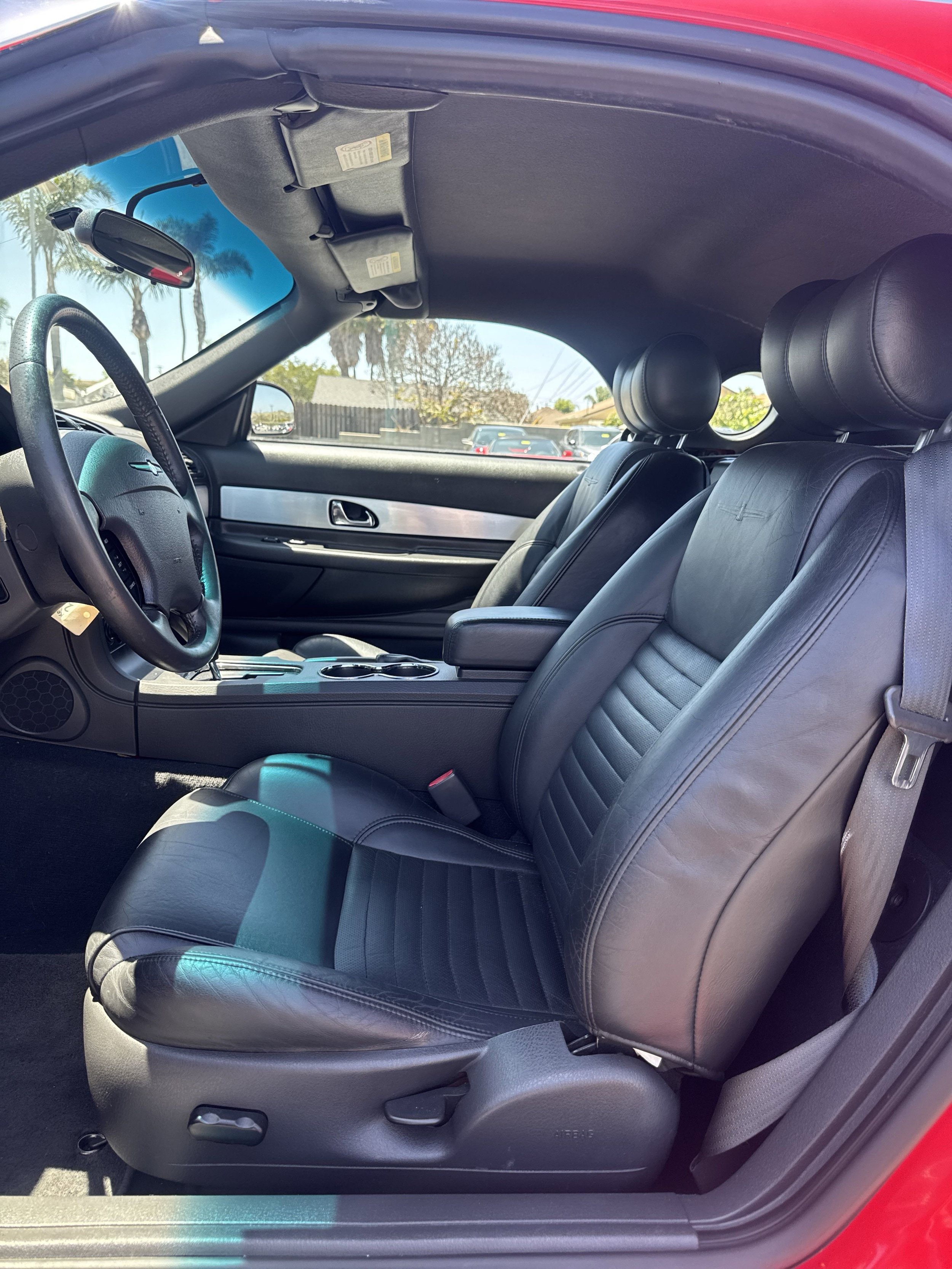 Used 2002 Ford Thunderbird RWD image 17