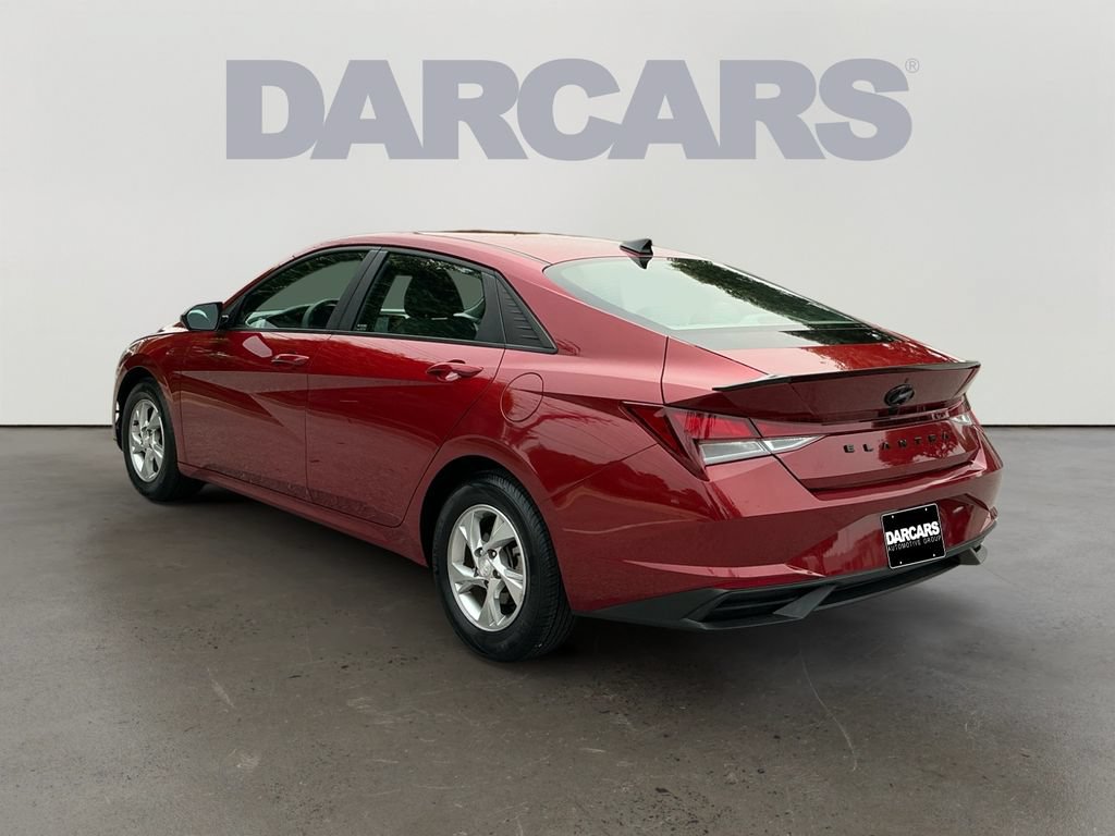 Used 2023 Hyundai Elantra SE FWD image 5