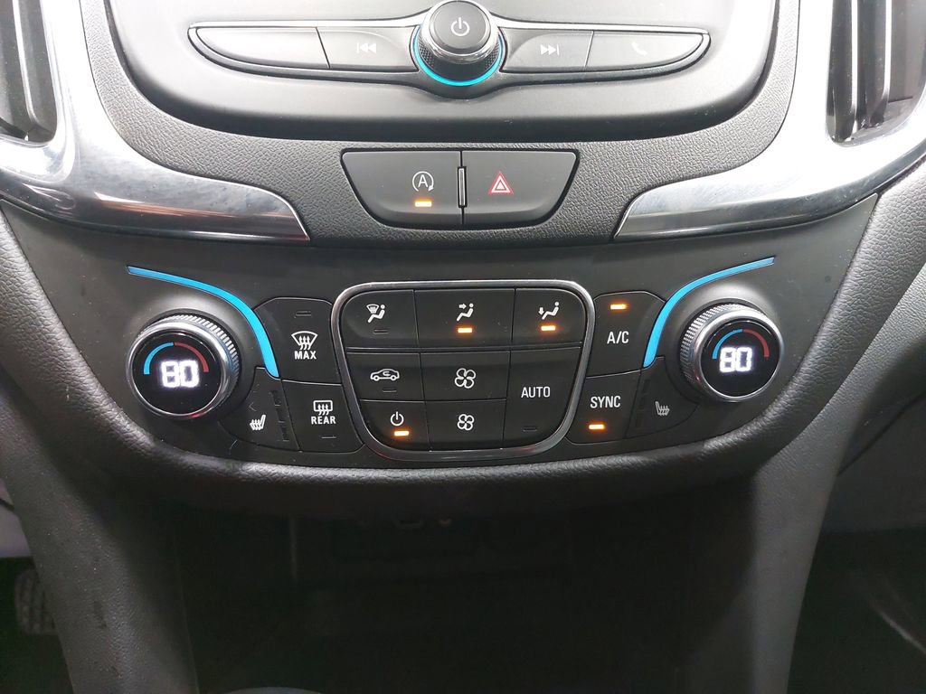 Used 2023 Chevrolet Equinox LT w/ Driver Convenience Package image 21