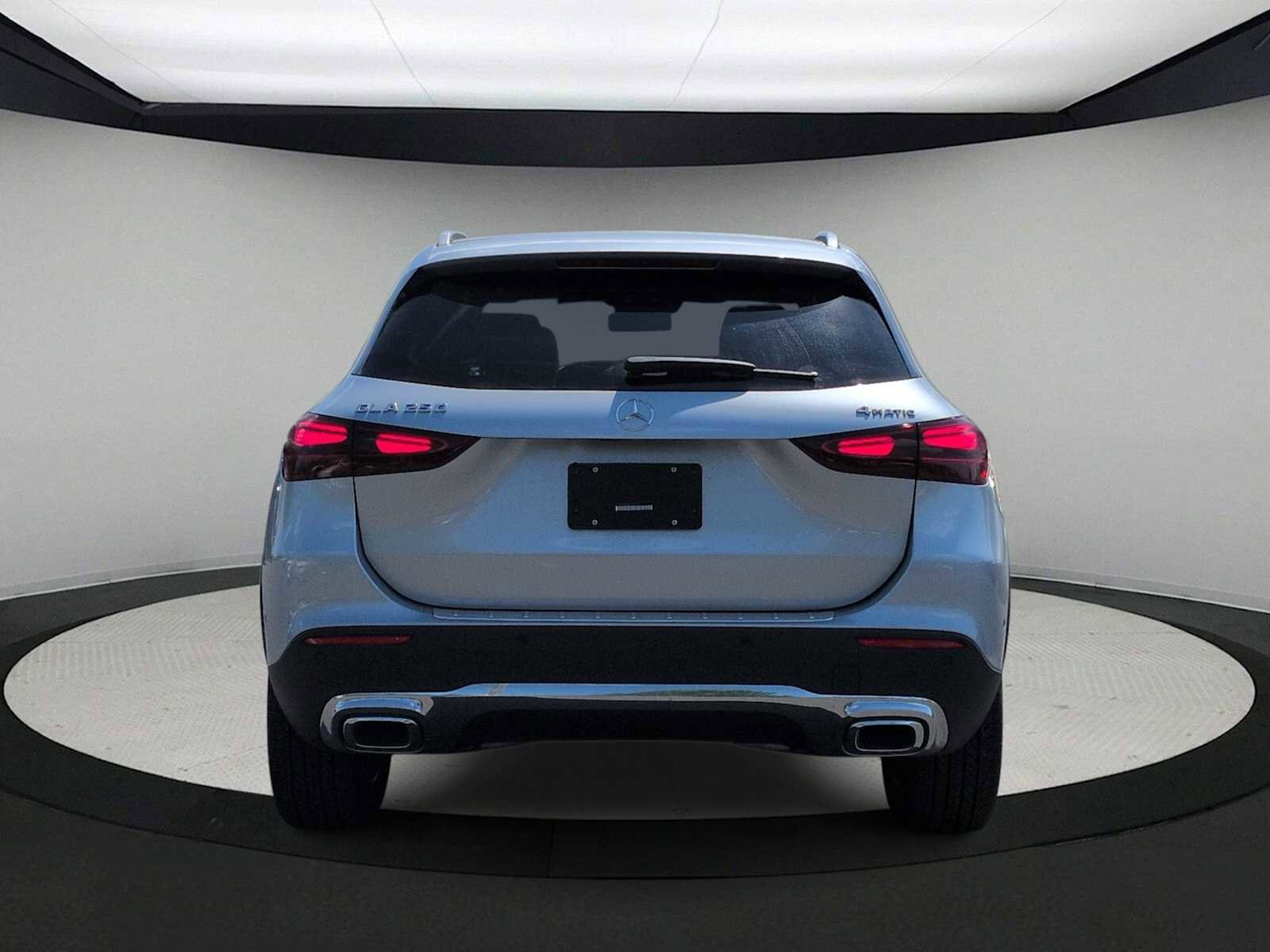 Used 2026 Mercedes-Benz GLA 250 4MATIC image 7