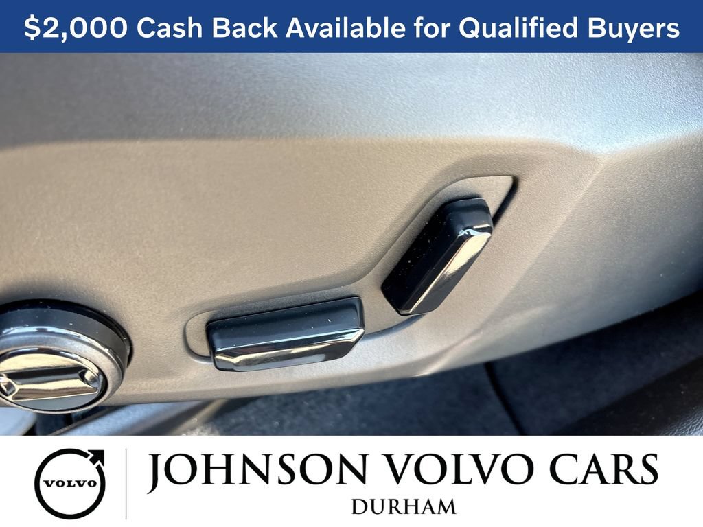 New 2026 Volvo XC60 B5 Plus w/ Protection Package Premier AWD/4WD image 14