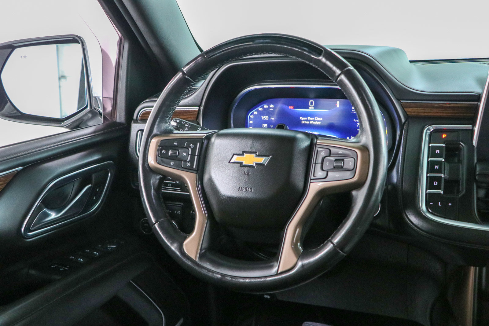 Used 2023 Chevrolet Tahoe High Country w/ Advanced Technology Package AWD/4WD image 13