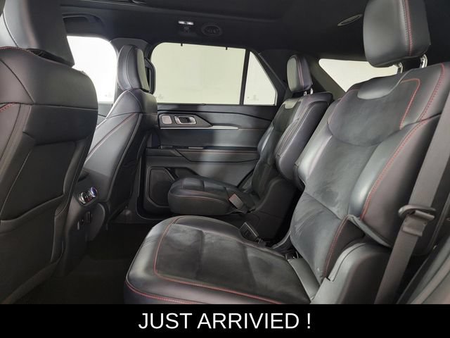 Used 2025 Ford Explorer ST AWD/4WD image 14