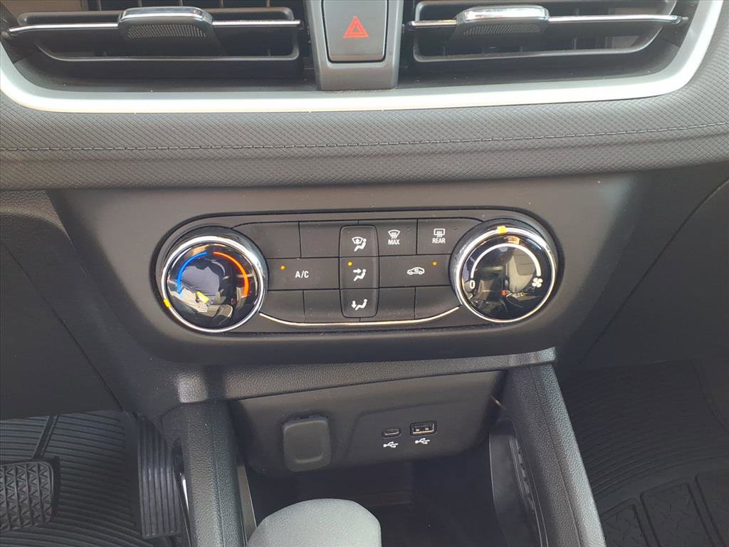 Used 2025 Chevrolet TrailBlazer LS w/ LS Convenience Package image 13