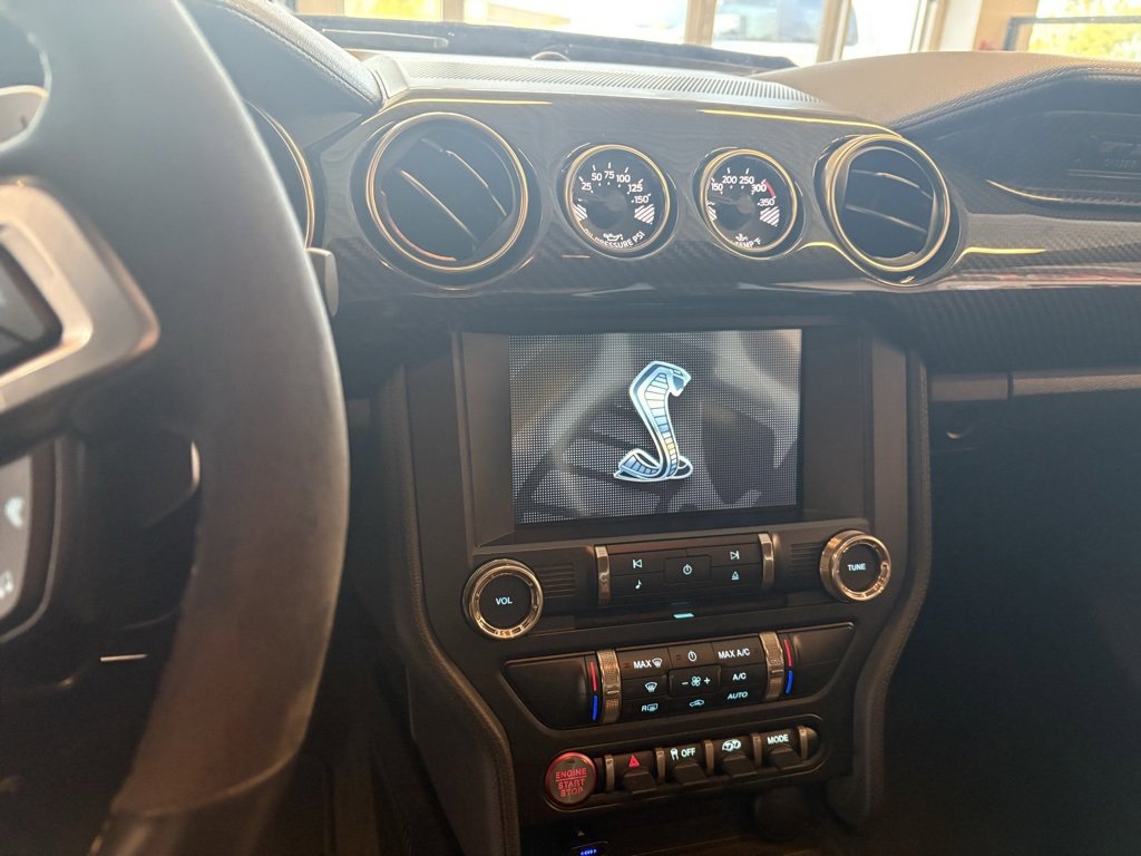 Used 2021 Ford Mustang Shelby GT500 w/ Carbon Fiber Track Pack image 8