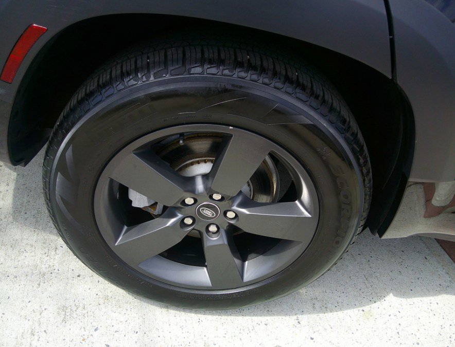 Used 2023 Land Rover Defender 130 X-Dynamic SE image 50