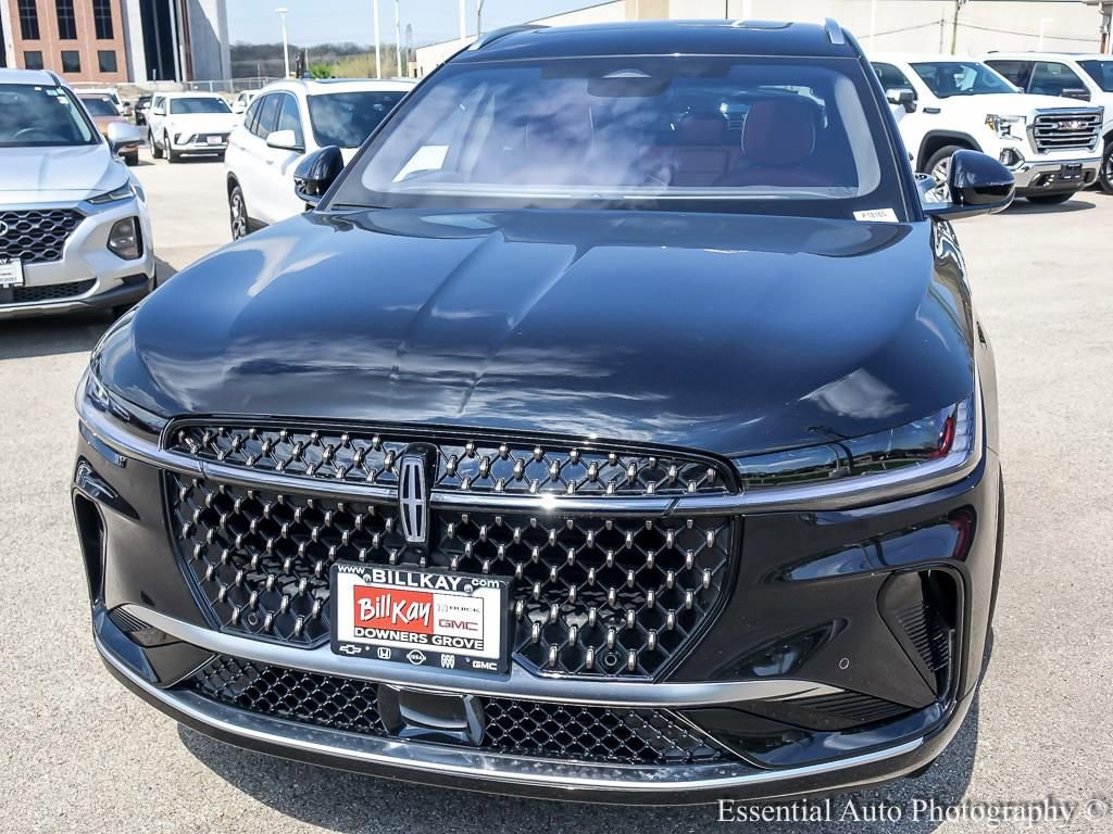 Used 2025 Lincoln Nautilus Black Label AWD/4WD image 6