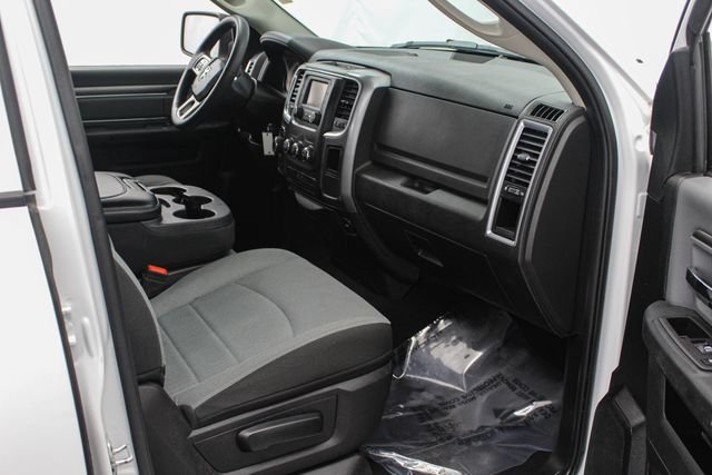 Used 2024 RAM 1500 Classic SLT AWD/4WD image 21