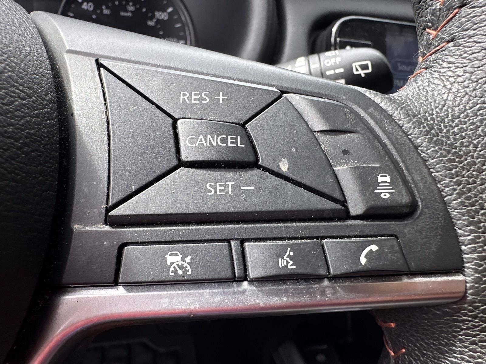 Certified 2021 Nissan Kicks SR FWD image 23