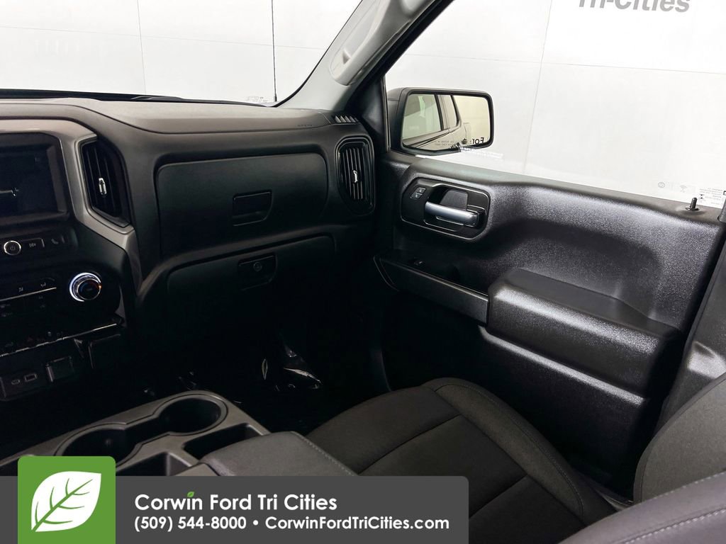 Used 2023 Chevrolet Silverado 1500 Custom image 23