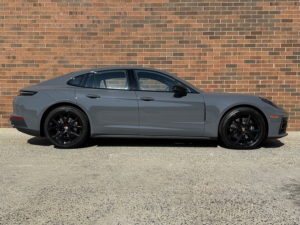 New 2025 Porsche Panamera 4 image 8