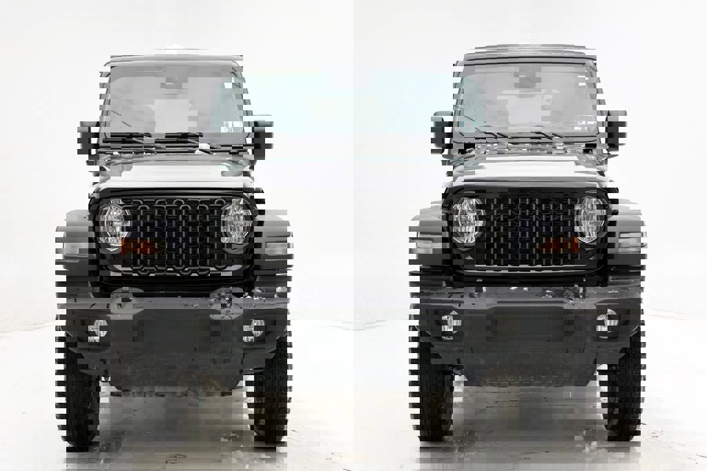 Used 2024 Jeep Wrangler Sport S image 4