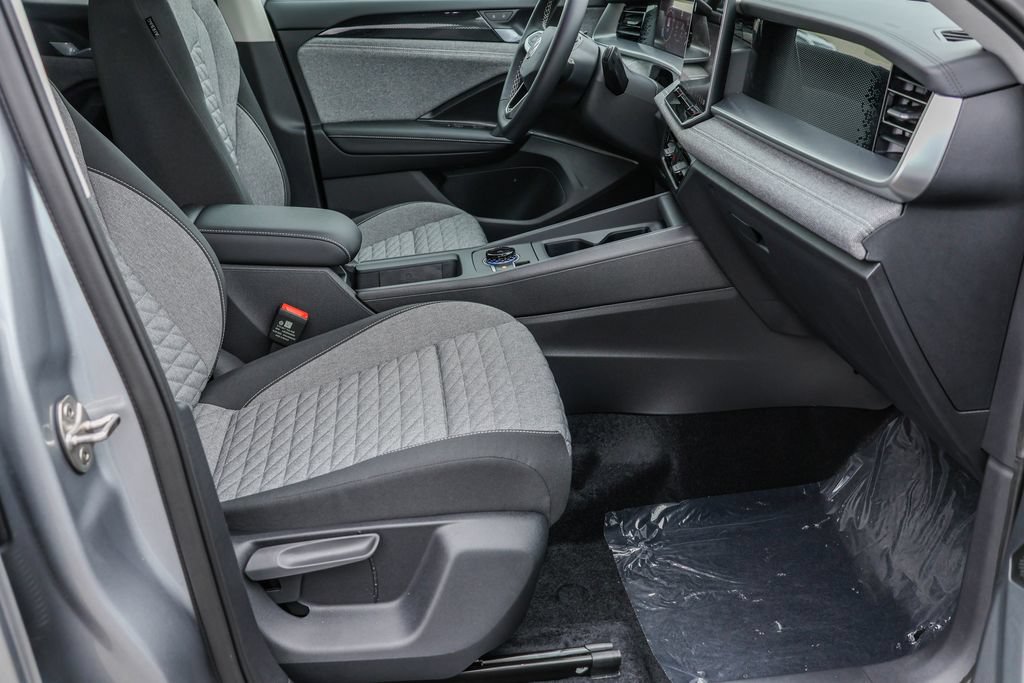 Used 2026 Volkswagen Tiguan S AWD/4WD image 34