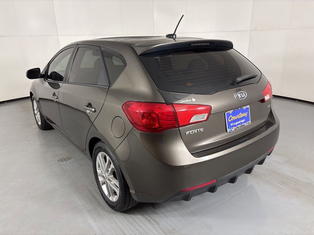 Used 2012 Kia Forte EX image 6