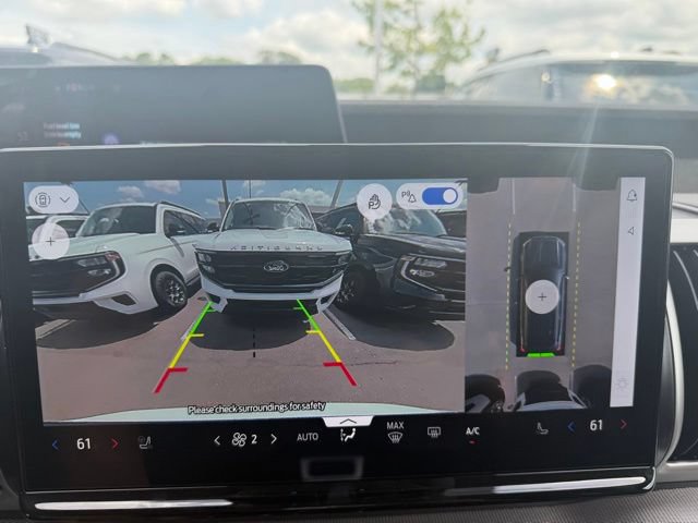 New 2026 Ford Expedition Active RWD image 14