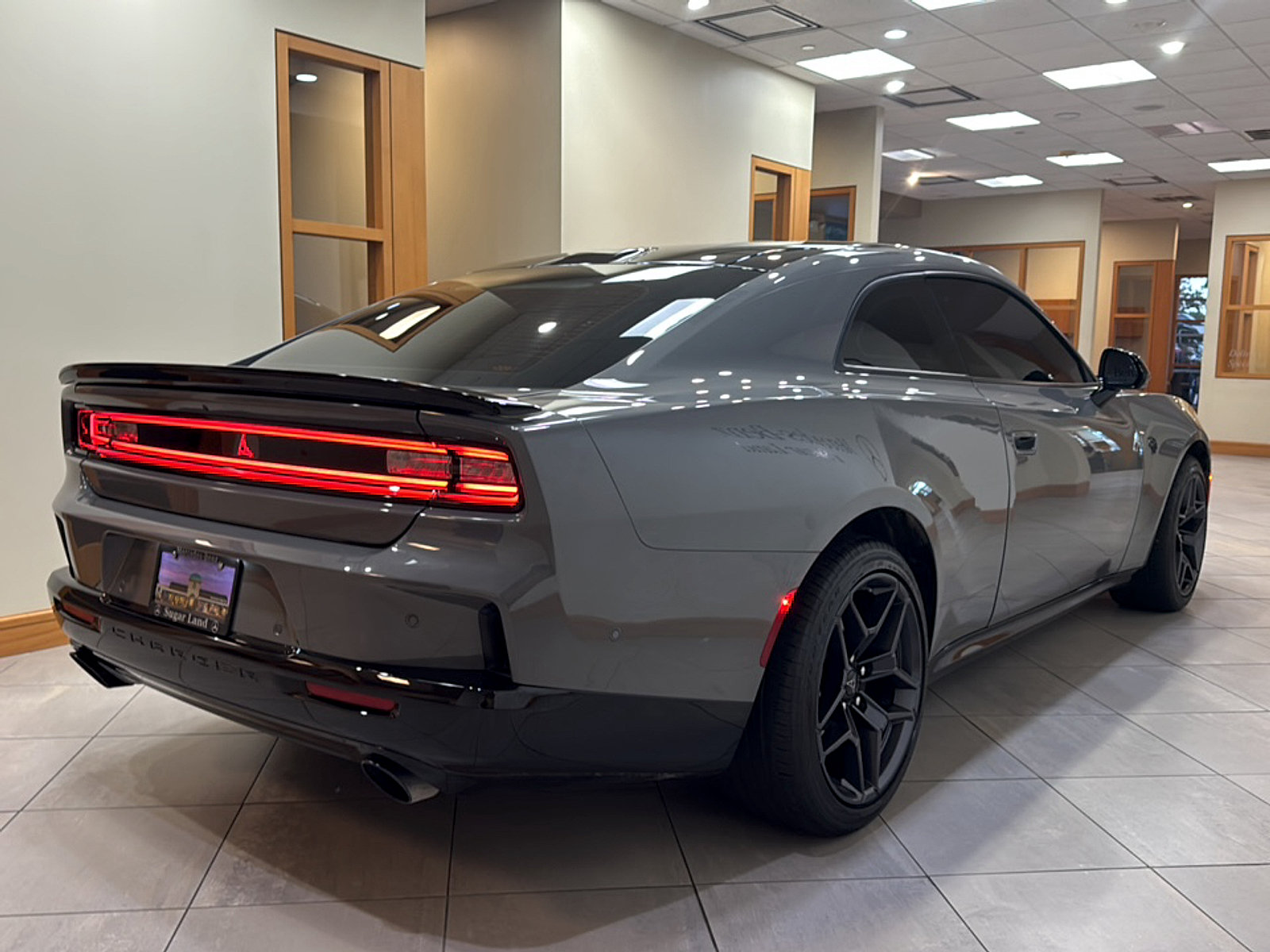 Used 2026 Dodge Charger Scat Pack w/ Blacktop Package AWD/4WD image 6