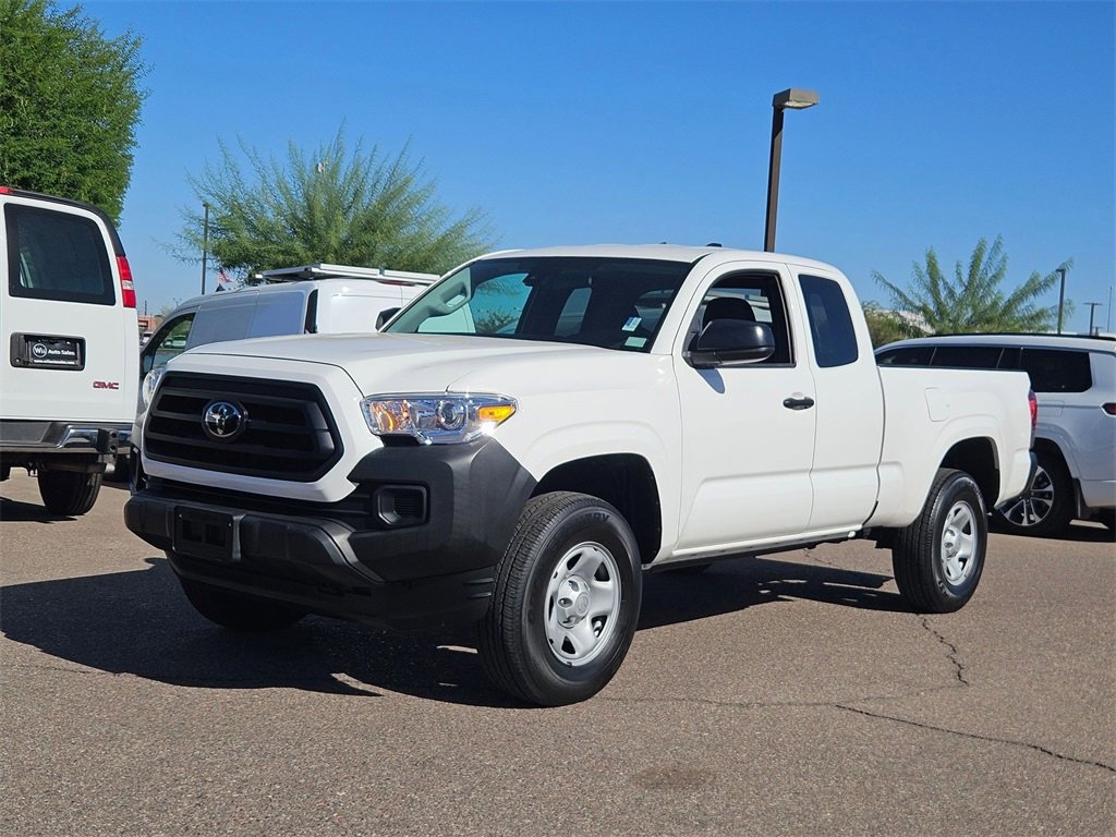 Used 2022 Toyota Tacoma SR image 8