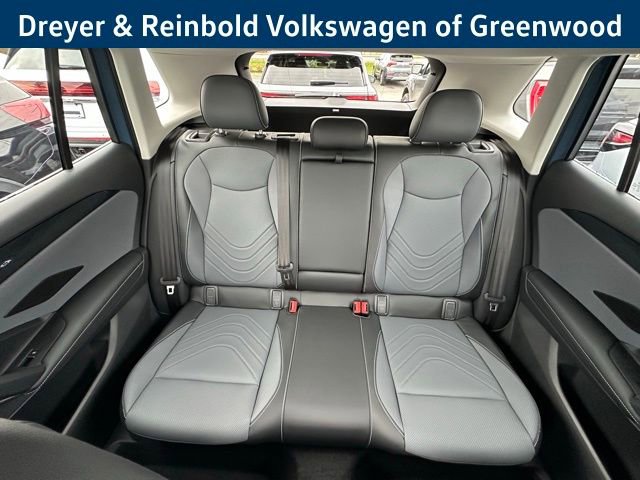 New 2026 Volkswagen Tiguan SE image 29