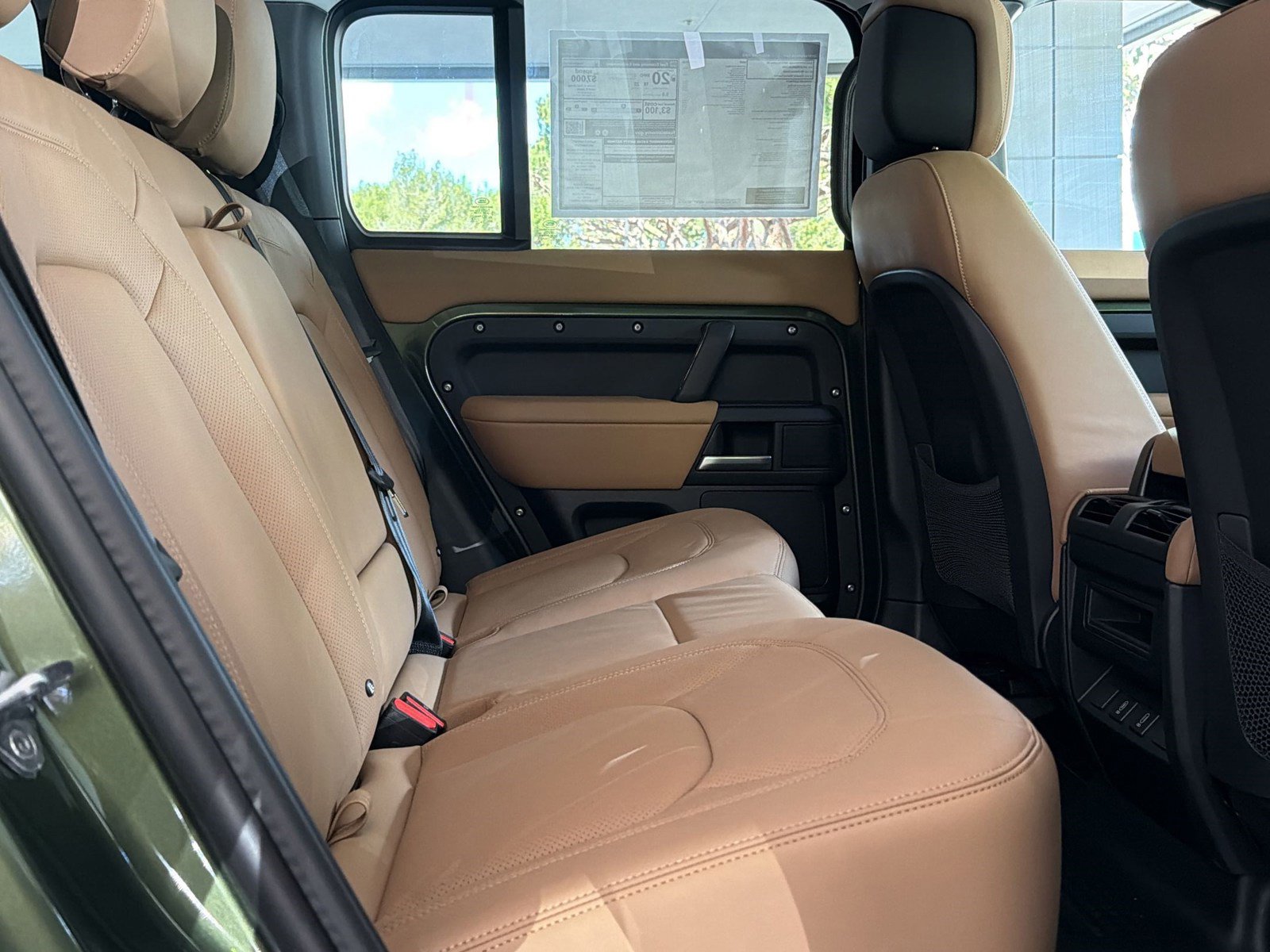 New 2026 Land Rover Defender 110 X-Dynamic SE AWD/4WD image 30