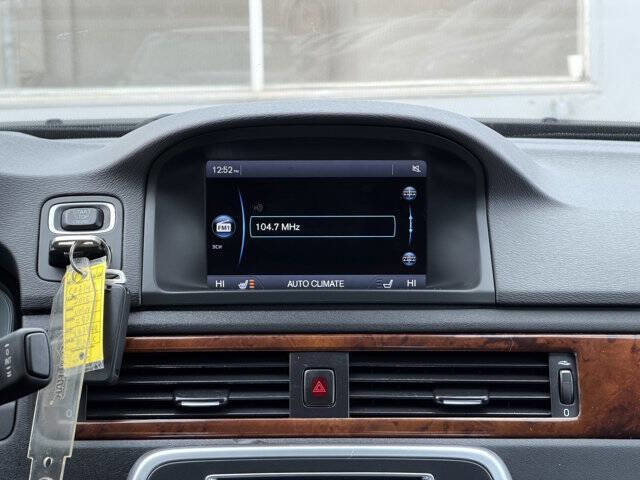 Used 2015 Volvo S80 T5 Platinum image 16