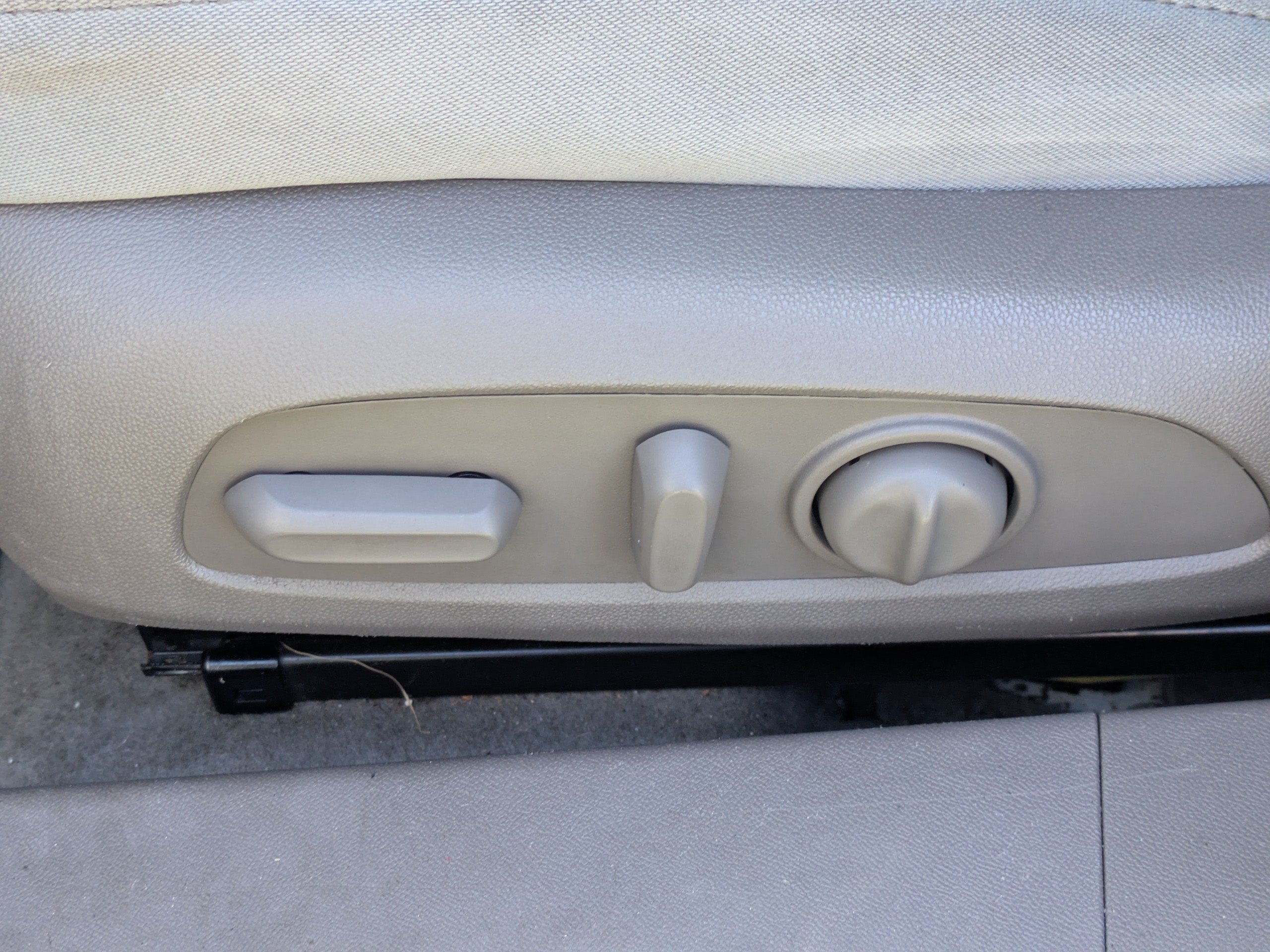 Used 2022 Chevrolet Malibu LT FWD image 19