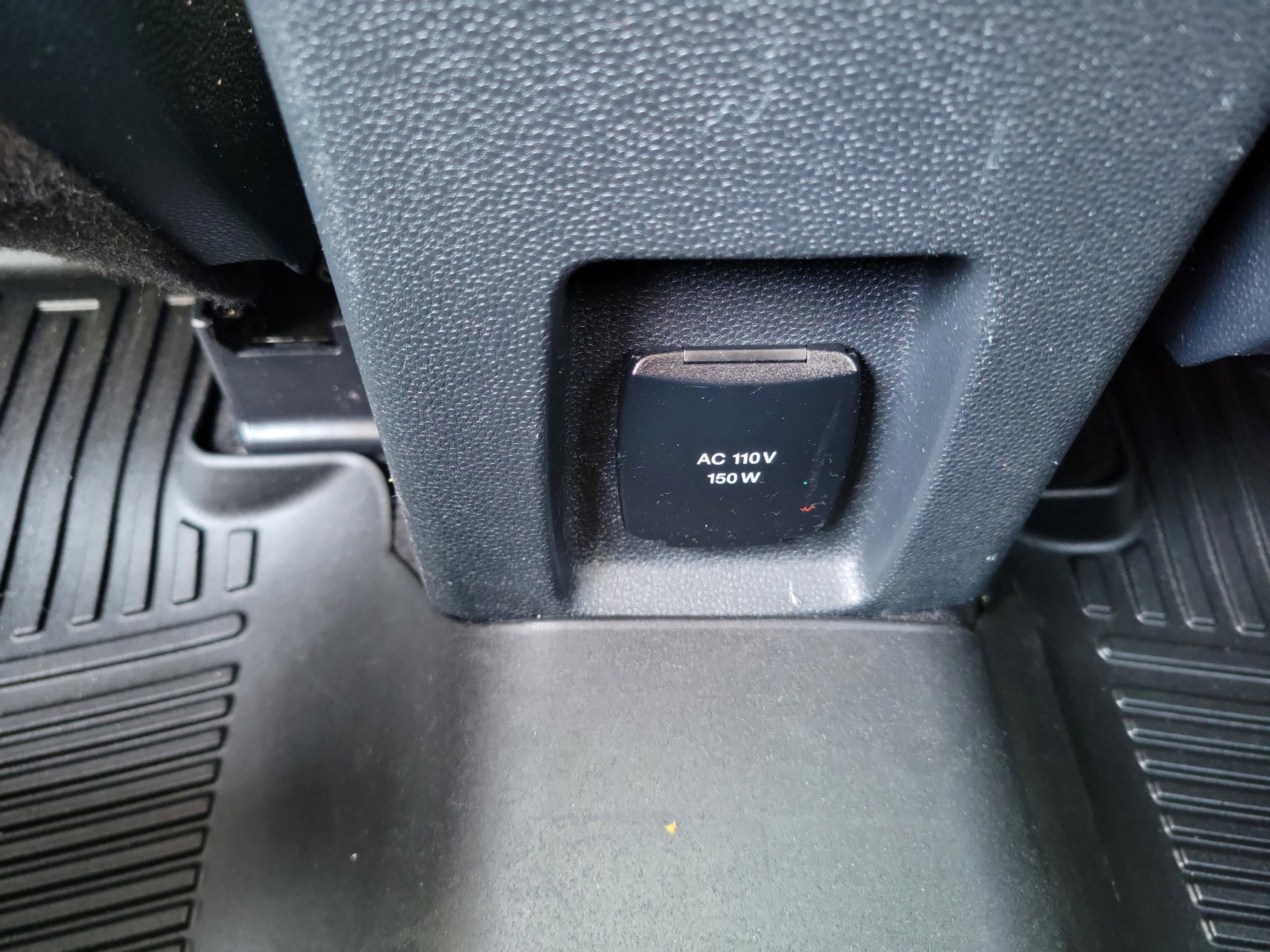 Used 2018 Ford EcoSport SE w/ SE Convenience Package FWD image 13
