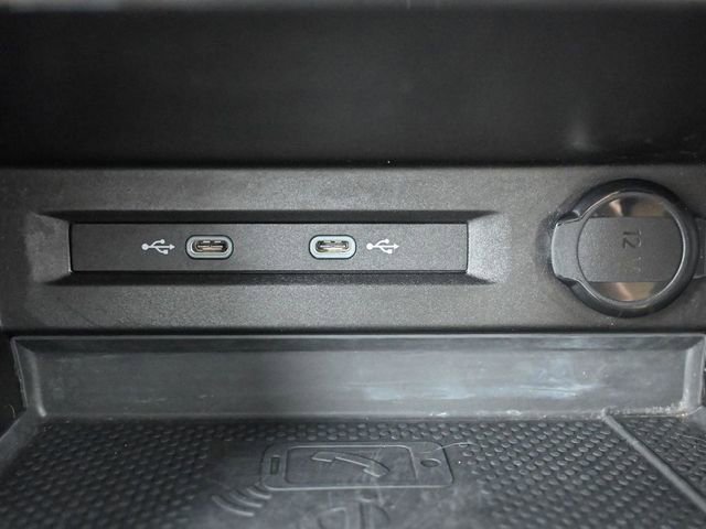 Used 2022 Volkswagen Tiguan SE image 23