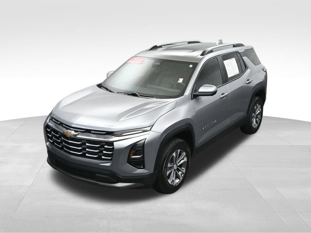 Used 2025 Chevrolet Equinox LT w/ Convenience Package II FWD image 32