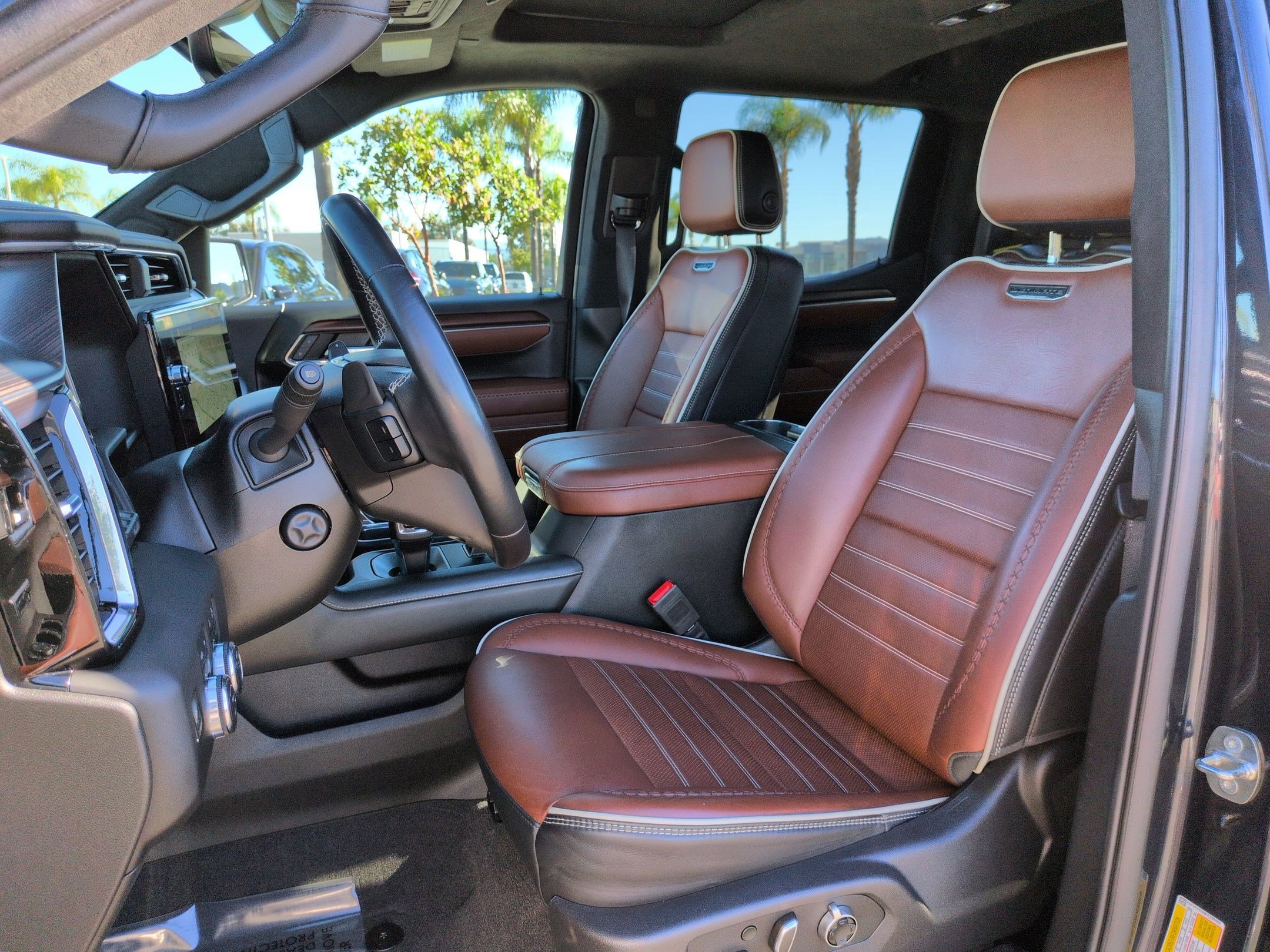 Used 2023 GMC Sierra 1500 Denali Ultimate image 16