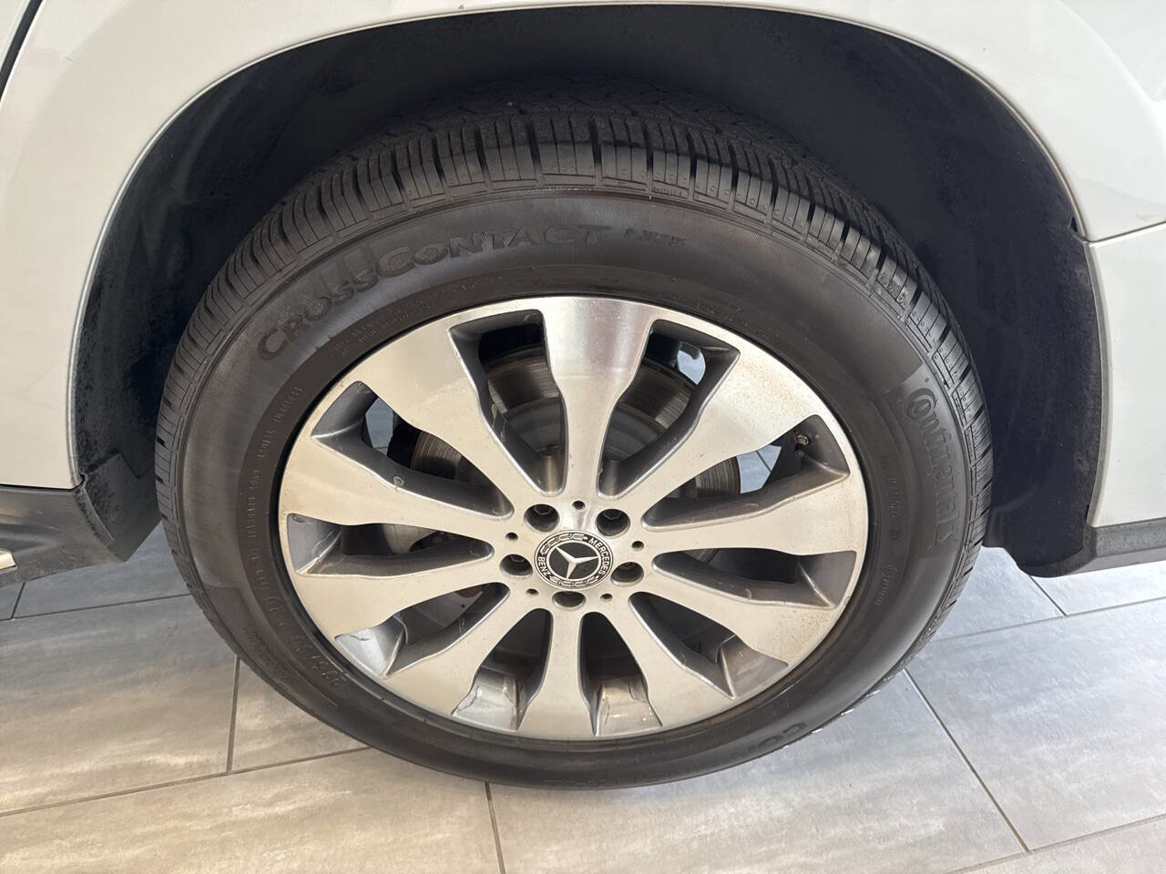 Used 2018 Mercedes-Benz GLS 450 4MATIC w/ Premium Package image 43