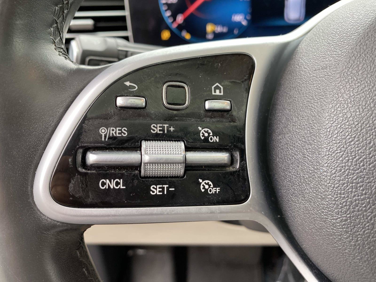 Used 2020 Mercedes-Benz GLE 350 4MATIC image 18