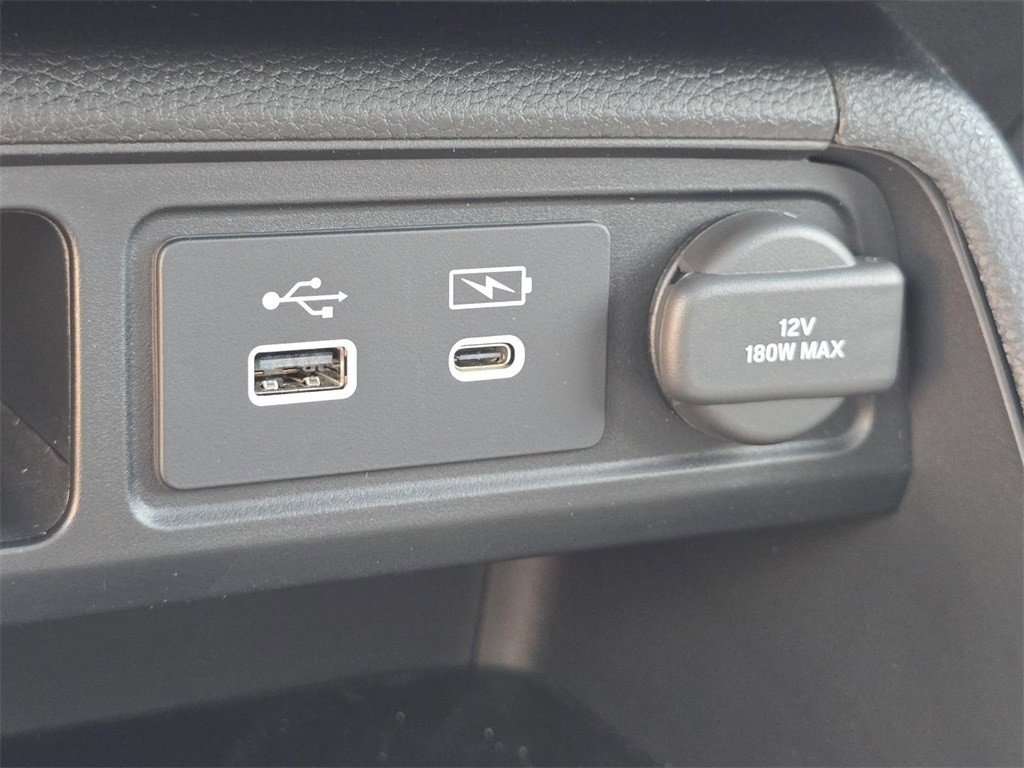 New 2025 Honda Pilot Black Edition image 11