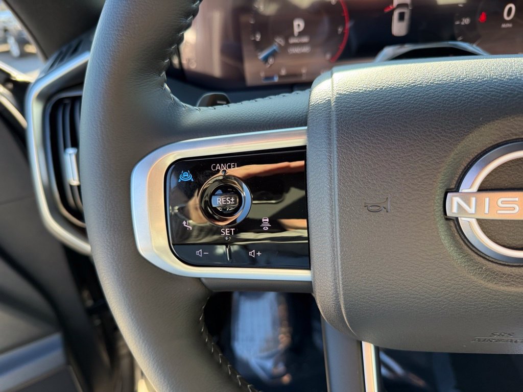 New 2025 Nissan Armada SL w/ Captain's Chari Seat Package AWD/4WD image 18