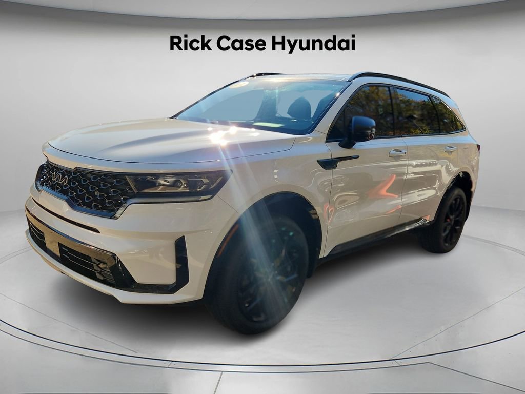Used 2023 Kia Sorento SX image 4