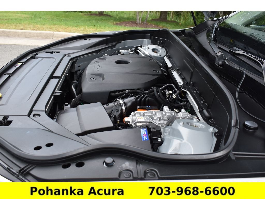 Used 2024 Volvo XC90 T8 Plus AWD/4WD image 39