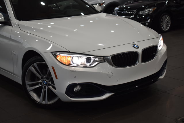 Used 2016 BMW 428i xDrive Convertible image 3