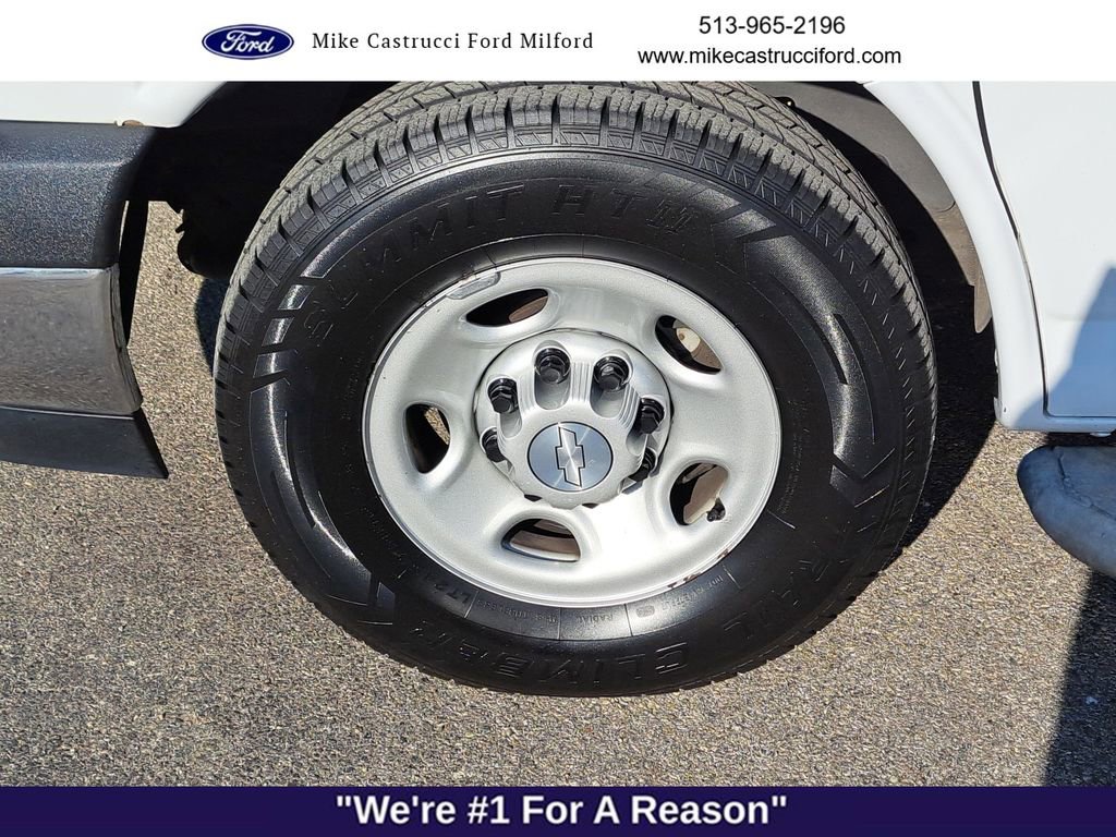 Used 2019 Chevrolet Express 2500 w/ Driver Convenience Package image 9