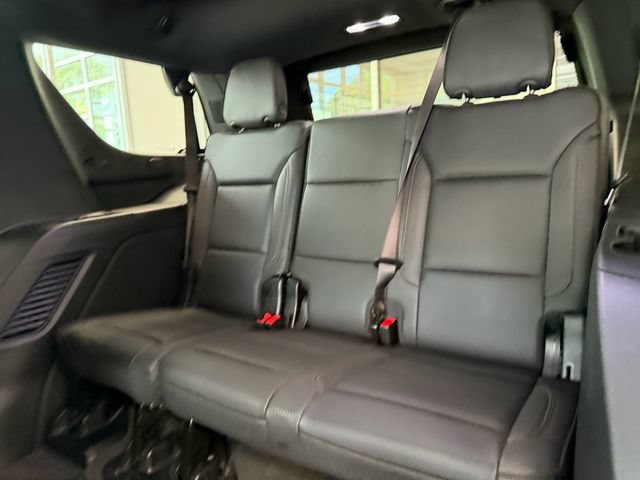 Certified 2025 Chevrolet Tahoe High Country RWD image 9
