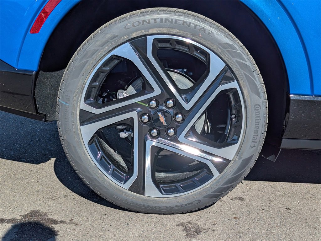 New 2026 Chevrolet Equinox EV LT image 48