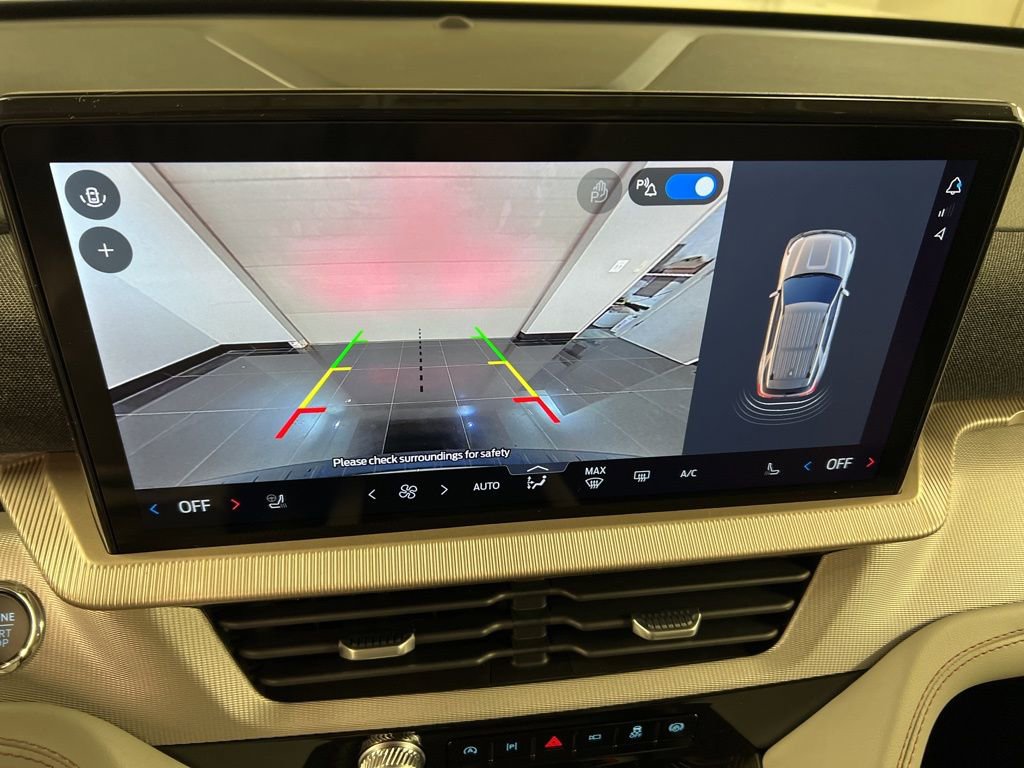 New 2026 Ford Explorer Active image 12